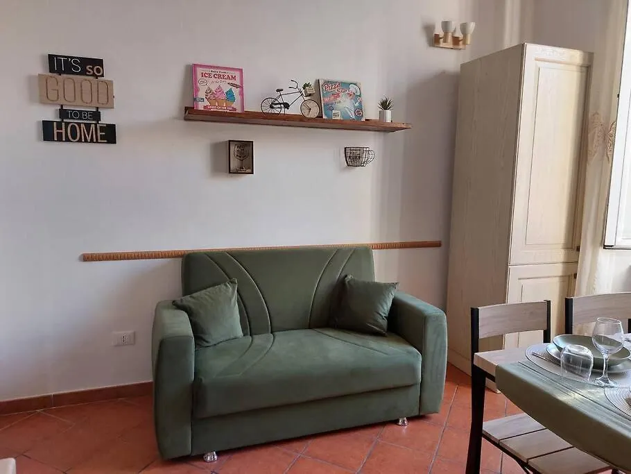 Leghorn - Centro & Mare - Appartamento Livorno 0*,  Italien